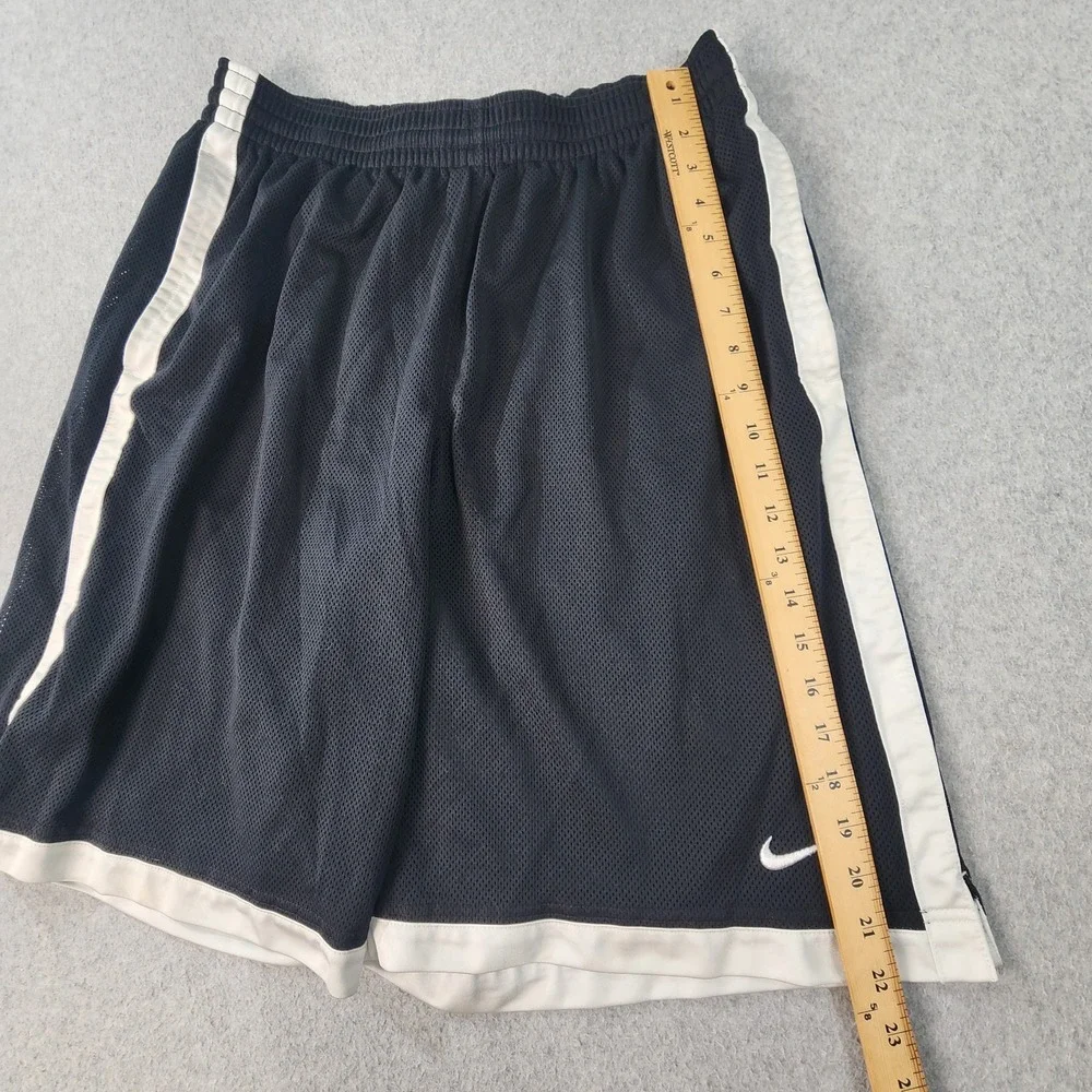Nike Basketball Athletic Shorts Adult L 32x10 Black Pockets Embroidered‎ Swoosh